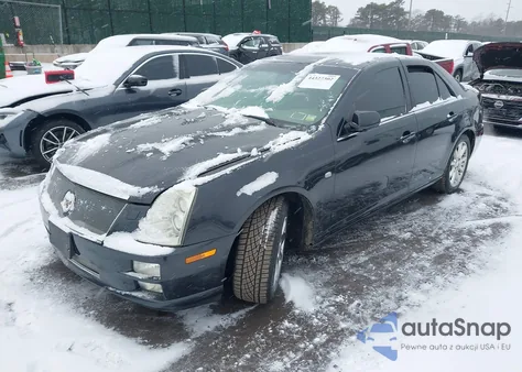 2005 Cadillac Sts V8 z USA, uszkodzony, nr VIN 1G6DC67A850179280